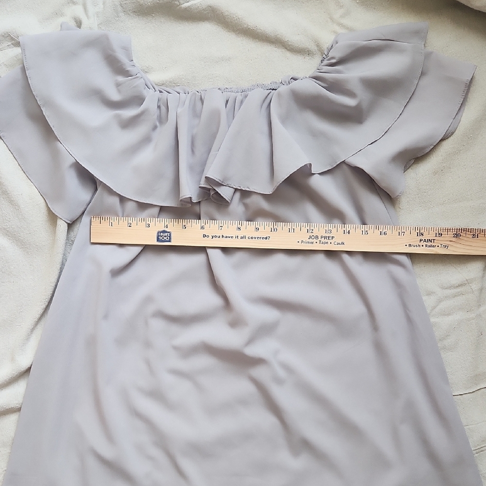 Off-Shoulder Ruffle Dress in Light Gray - Picture 2 of 6